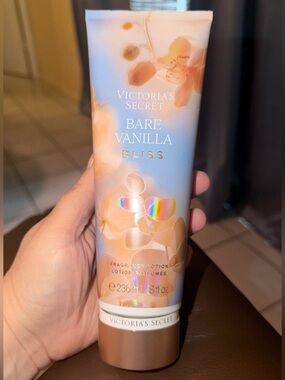 Victoria's Secret Bare Vanilla Bliss Lotion - Pale Blue & Peach